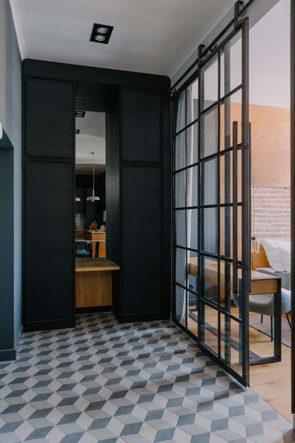 Goldfinger 3-Bed Unique Apartment In The Heart Of Podgorze Kraków Zewnętrze zdjęcie