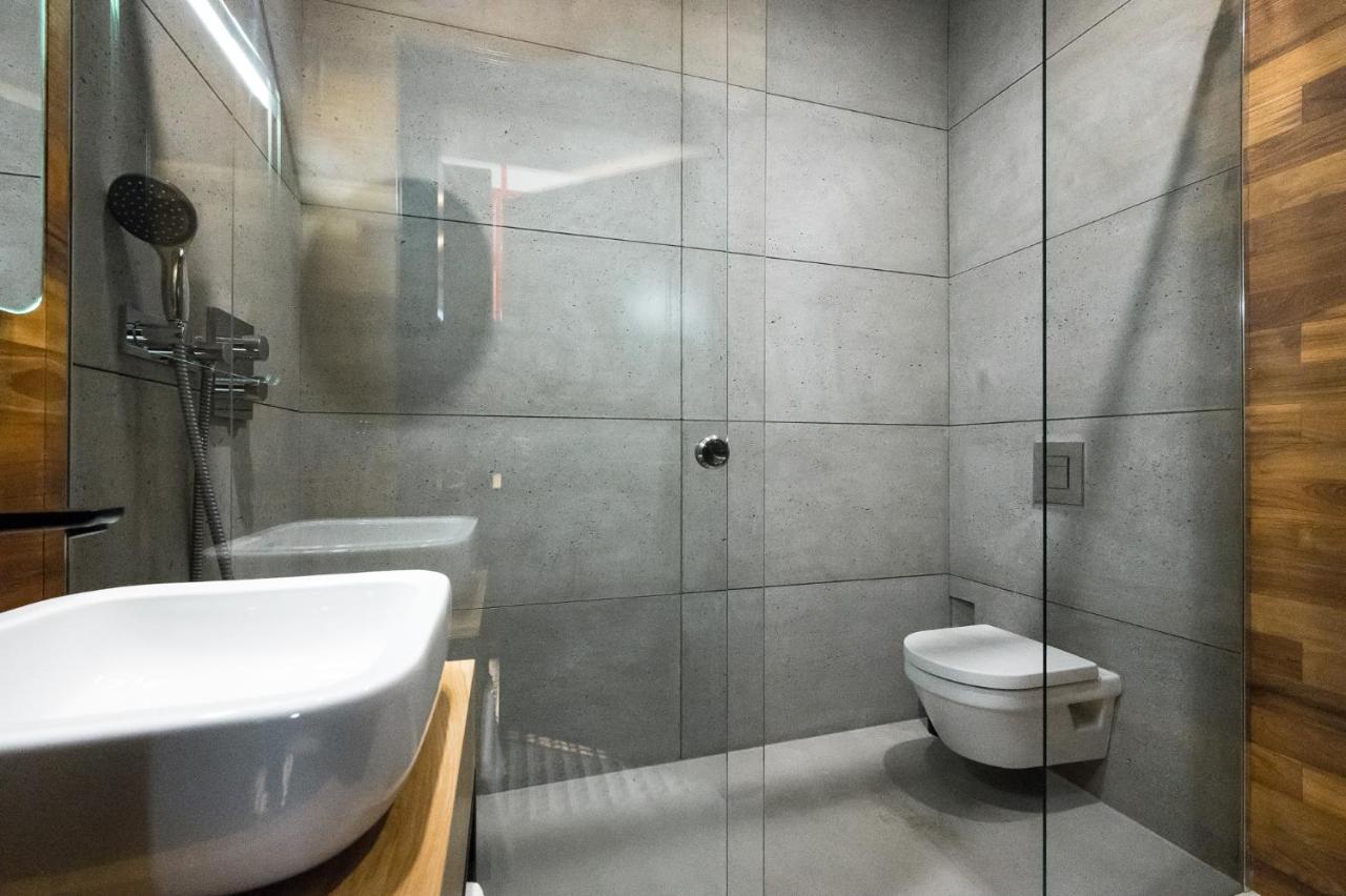 Goldfinger 3-Bed Unique Apartment In The Heart Of Podgorze Kraków Zewnętrze zdjęcie