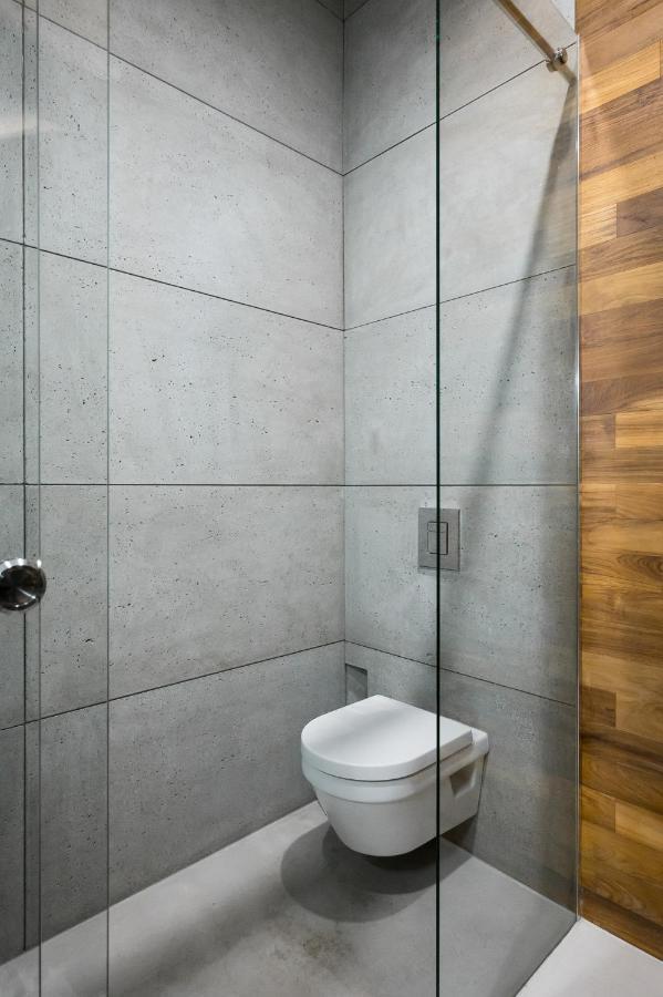Goldfinger 3-Bed Unique Apartment In The Heart Of Podgorze Kraków Zewnętrze zdjęcie